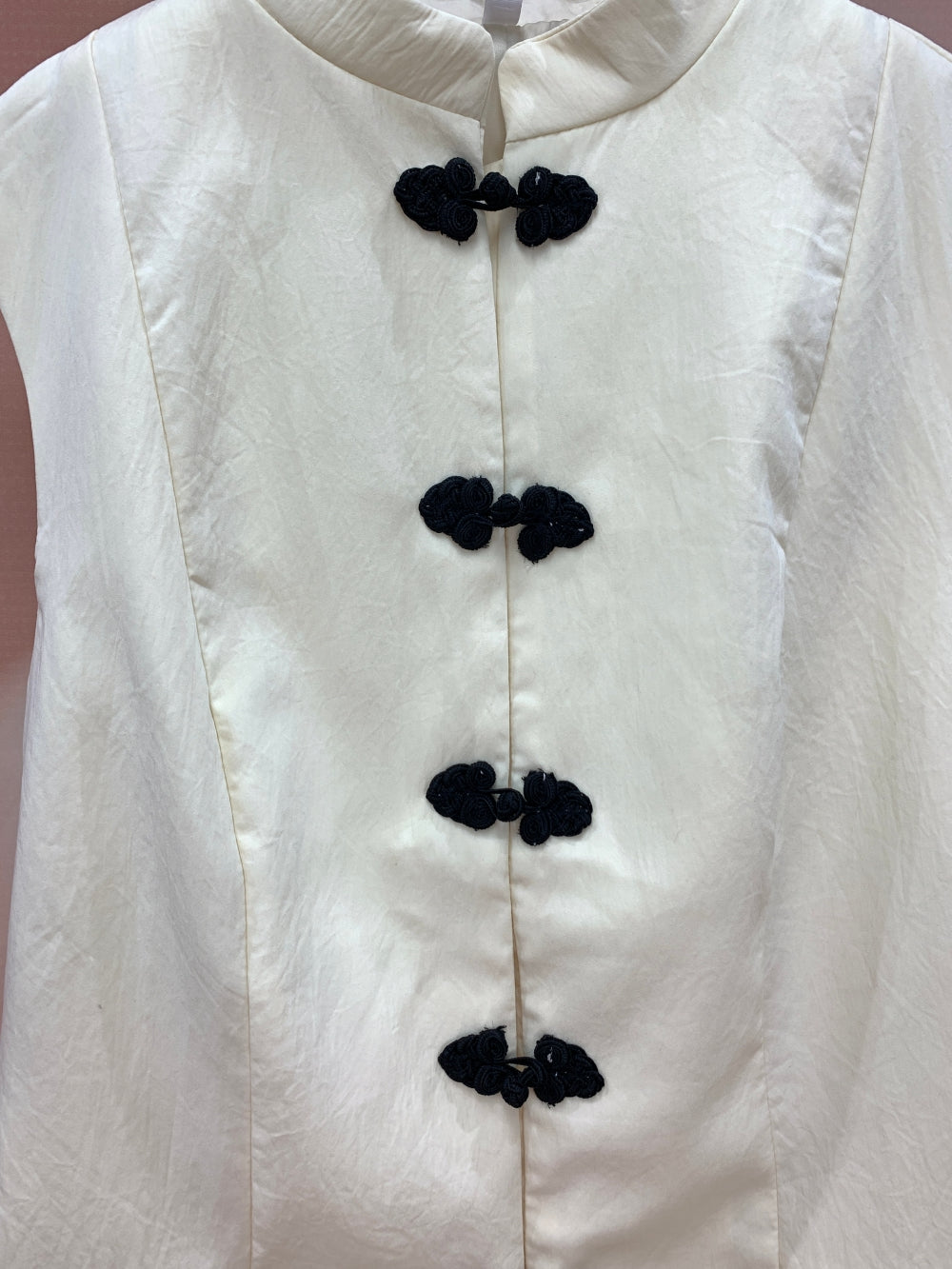 24604_BEIGE