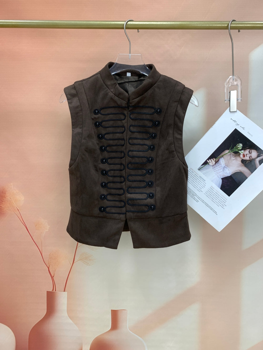 25051_BROWN