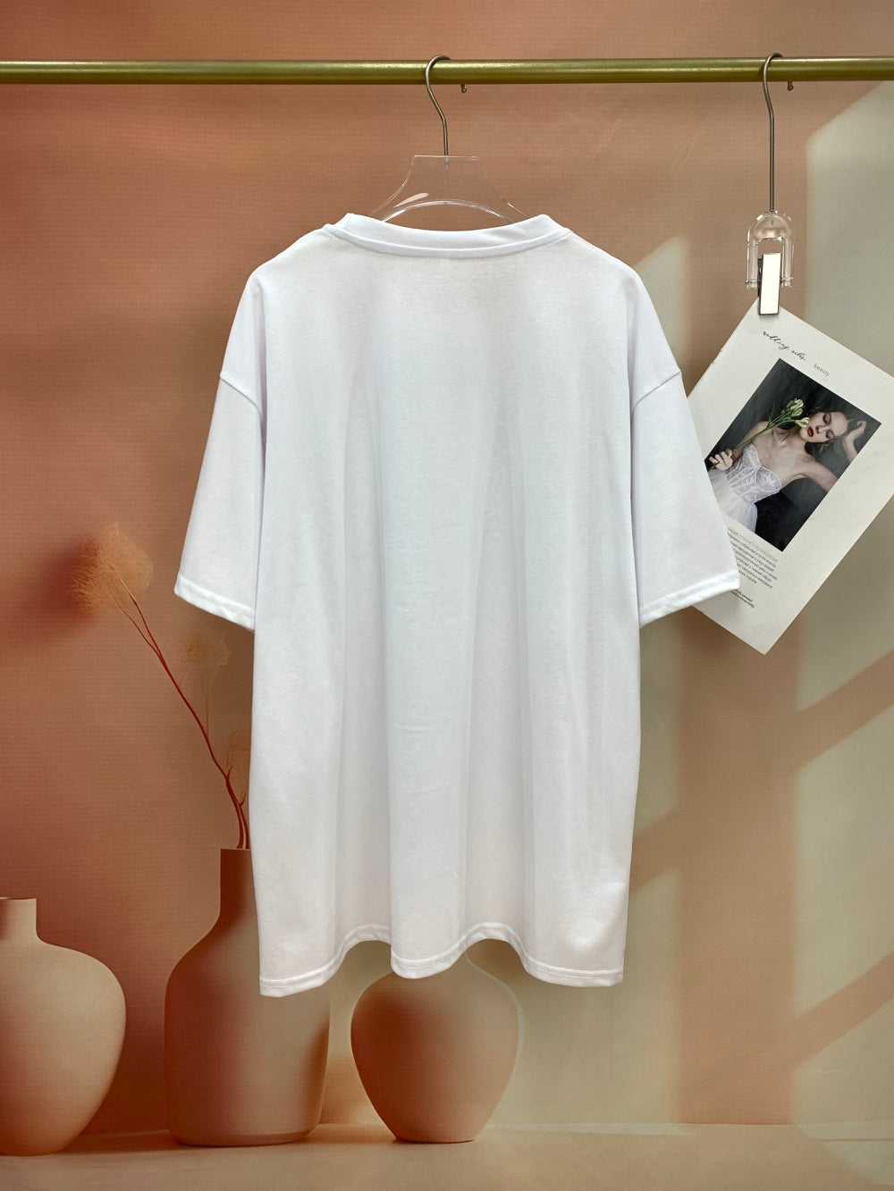 24813_WHITE